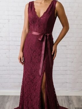 ​NWT Kennedy Blue Formal V-neck Lace Dress, Size 8, Bordeaux/Burgundy